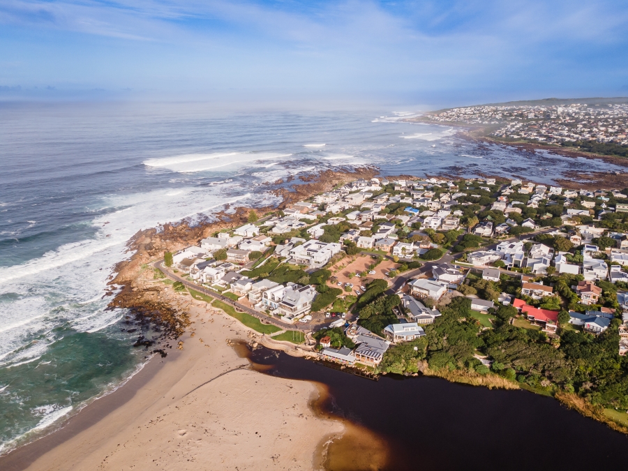 4 Bedroom Property for Sale in Onrus Western Cape